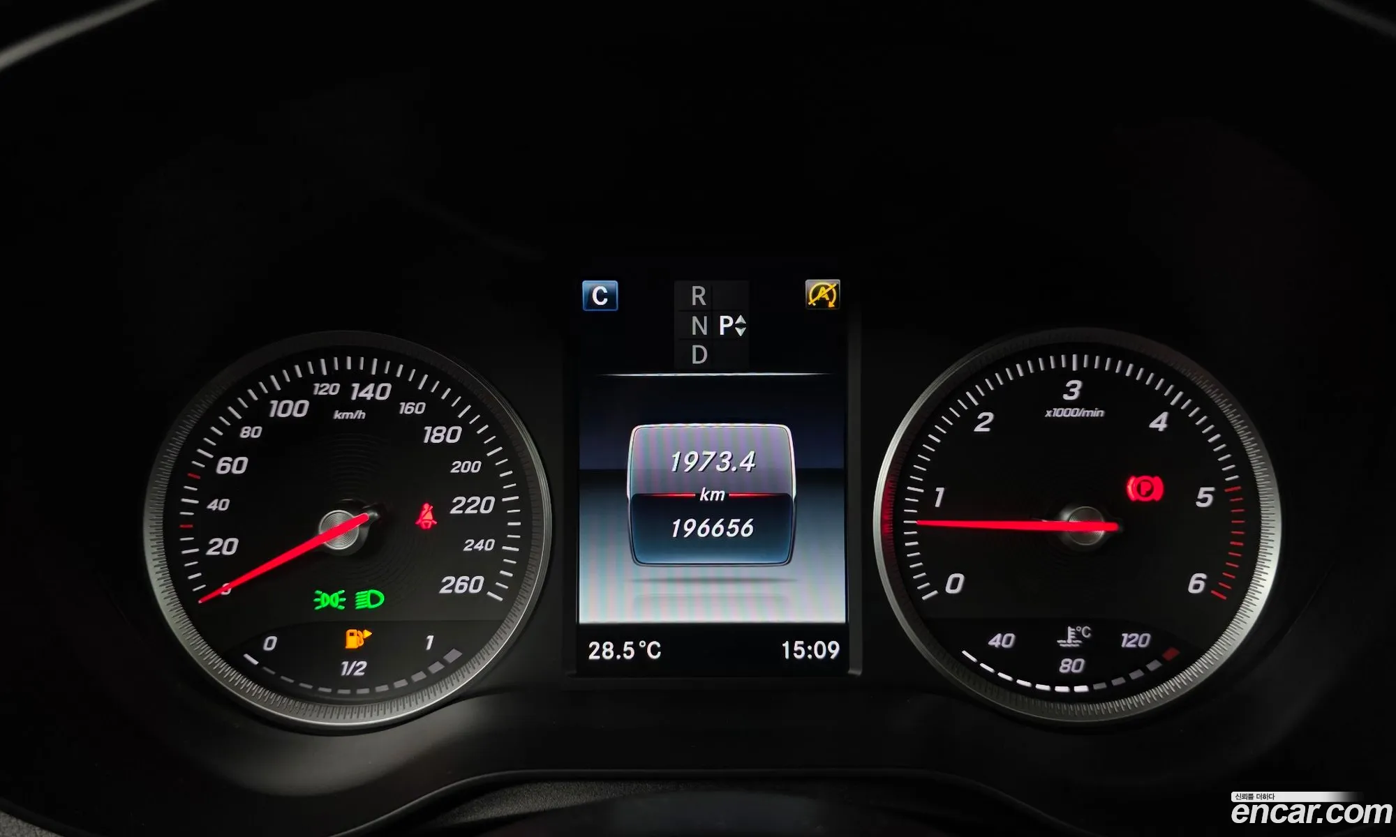 Mercedes-Benz GLC-Class X253 2017 WDC0J0FB1JF322371 — 7