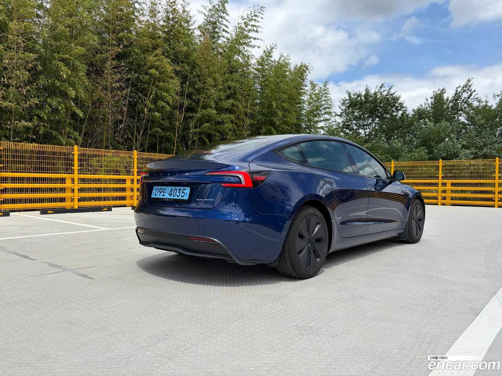 Tesla Model 3 2024 — 19