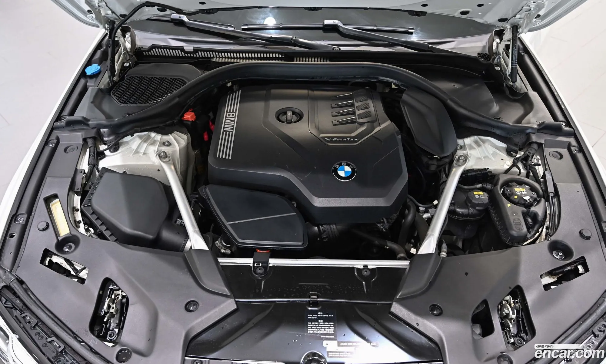 BMW 5 Series 2020 — 9