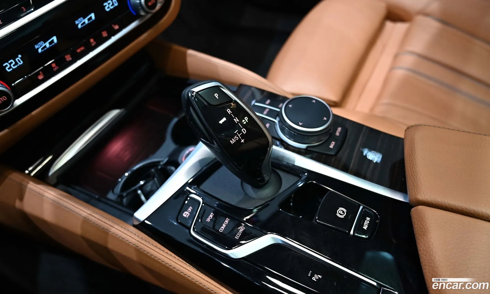 BMW 5 Series 2020 — 10