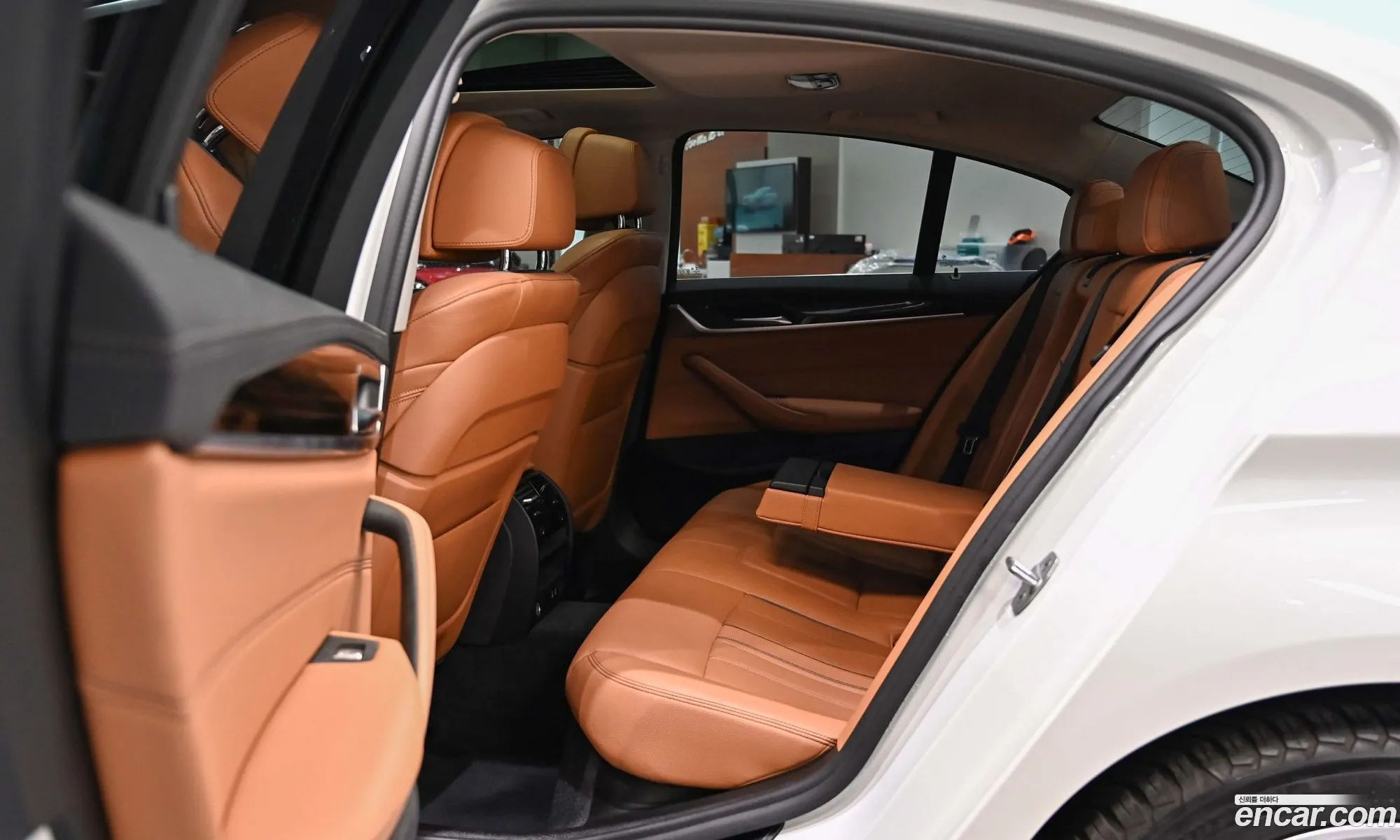 BMW 5 Series 2020 — 14