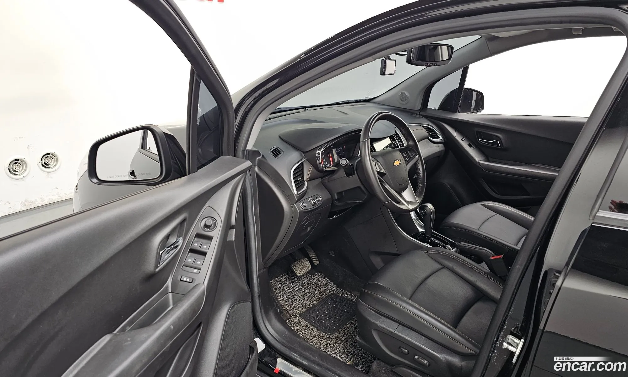 Chevrolet (GM Daewoo) Trax 2019 KLABA76BDKB966943 — 25