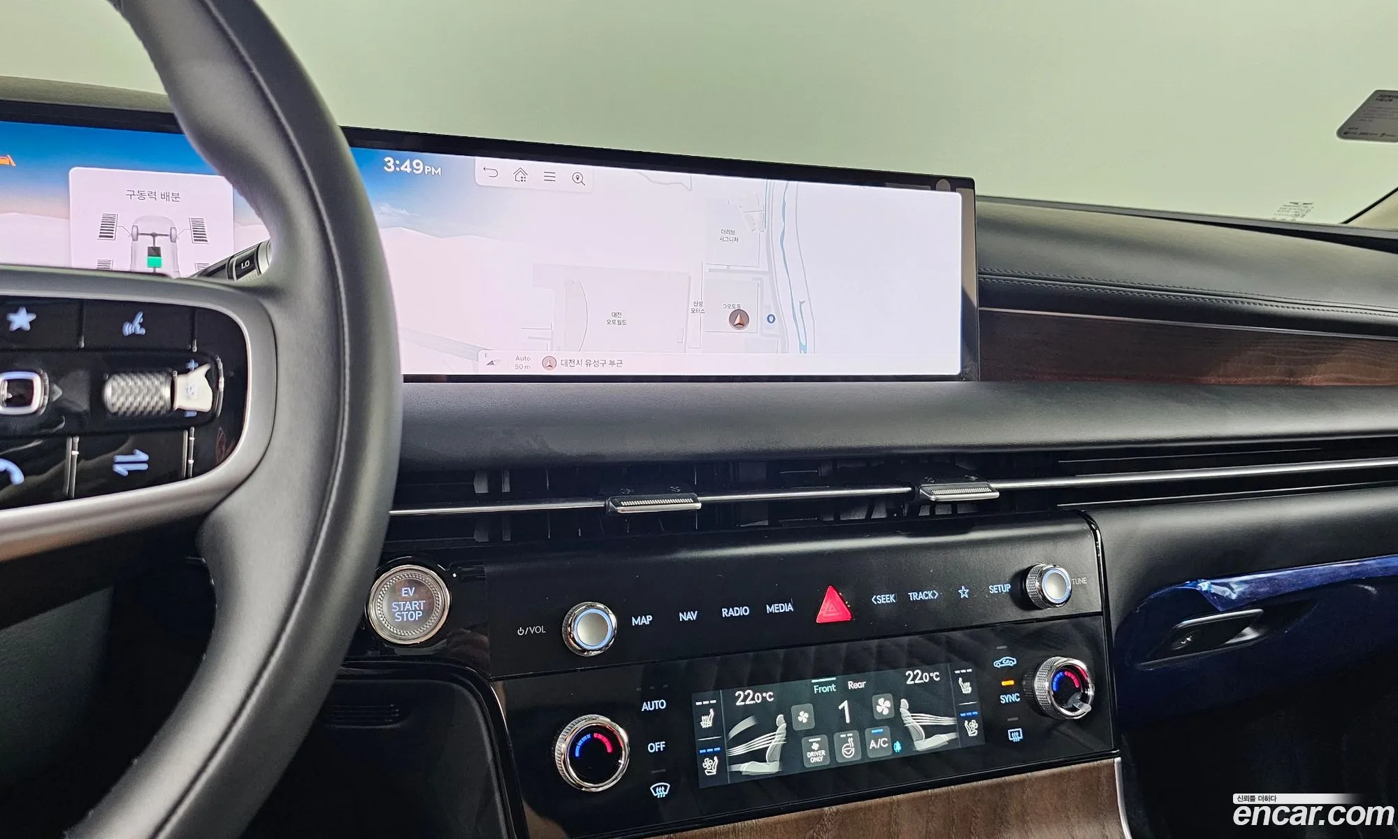 Genesis Electrified G80 2024 — 24