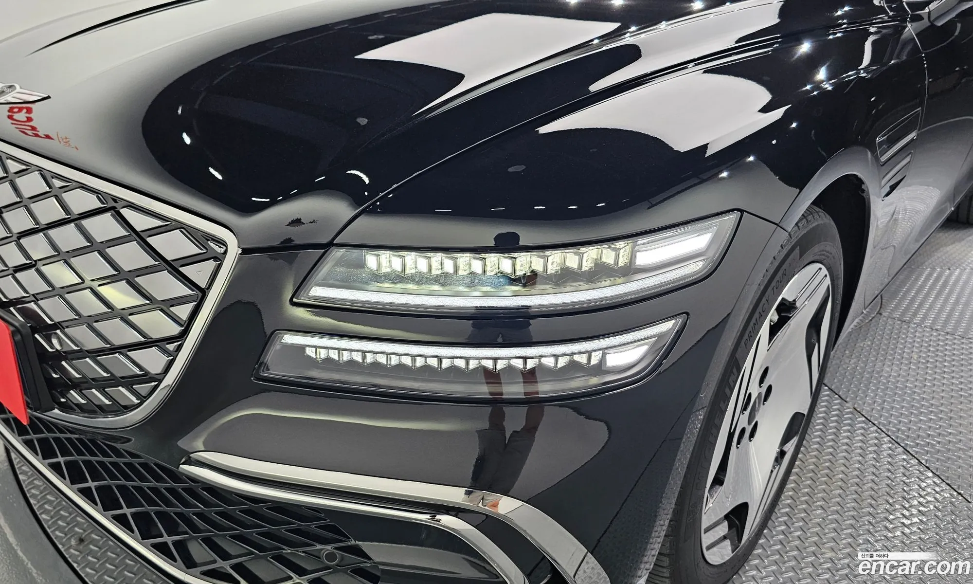 Genesis Electrified G80 2024 — 11