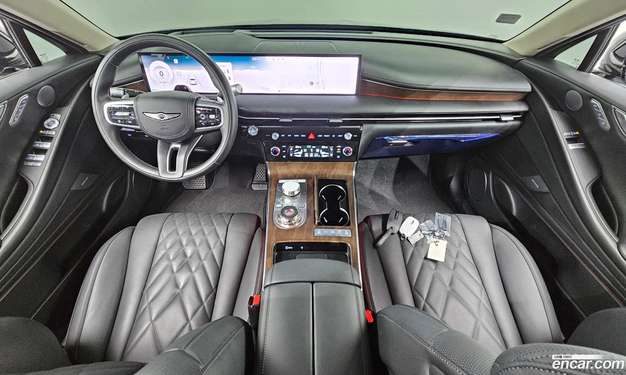 Genesis Electrified G80 2024 — 2
