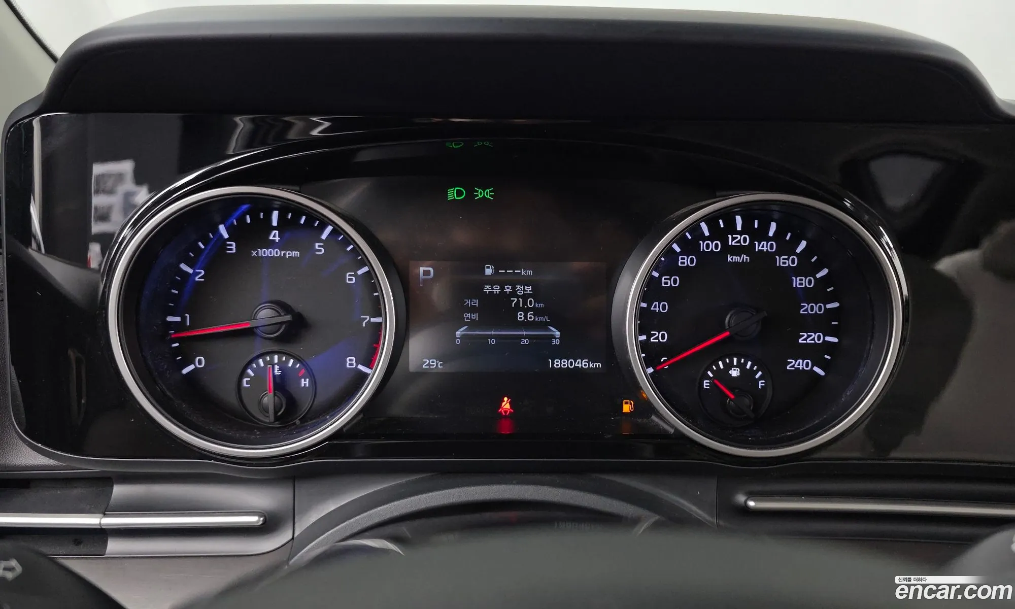Kia Carnival 2020 KNANC813BMS025182 — 11