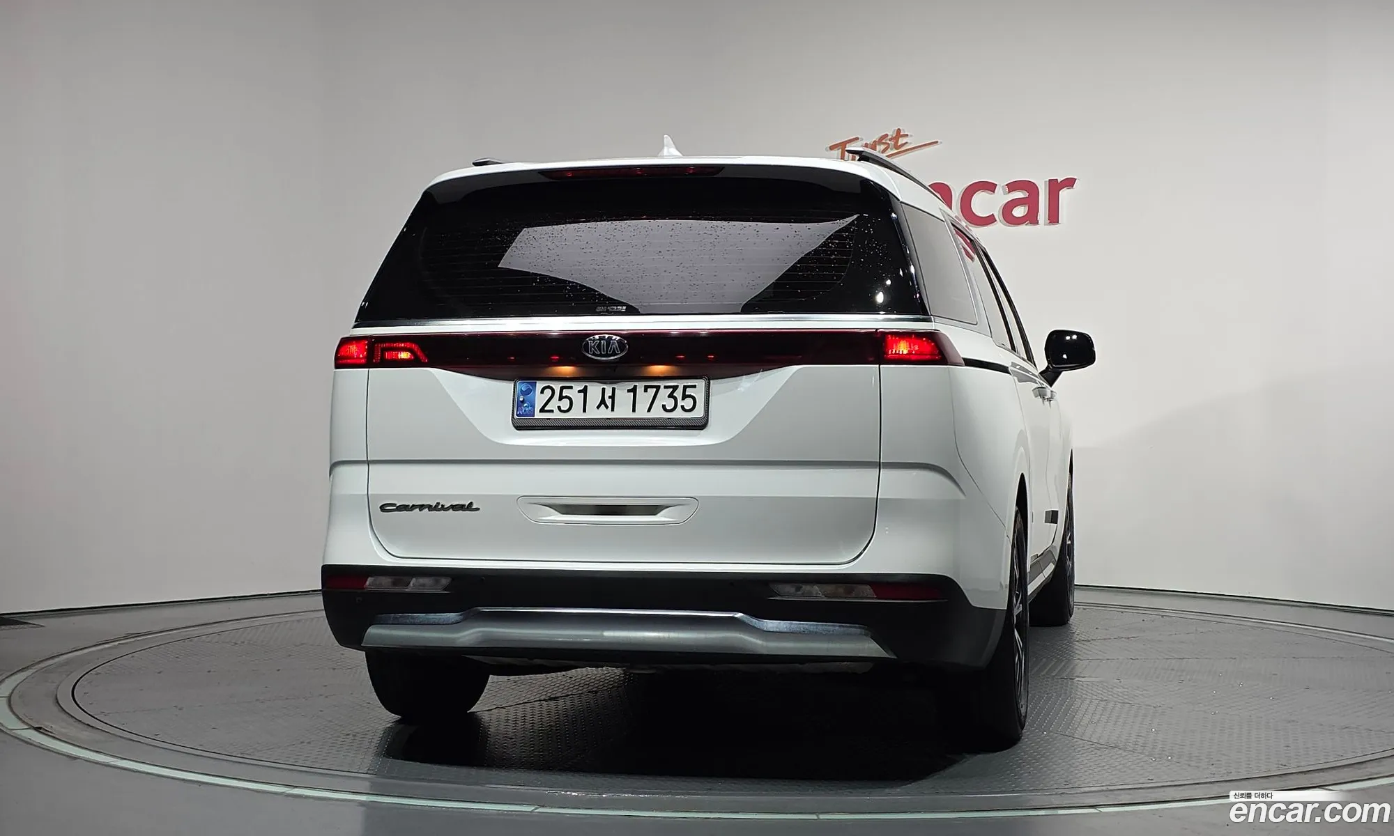 Kia Carnival 2020 KNANC813BMS025182 — 10