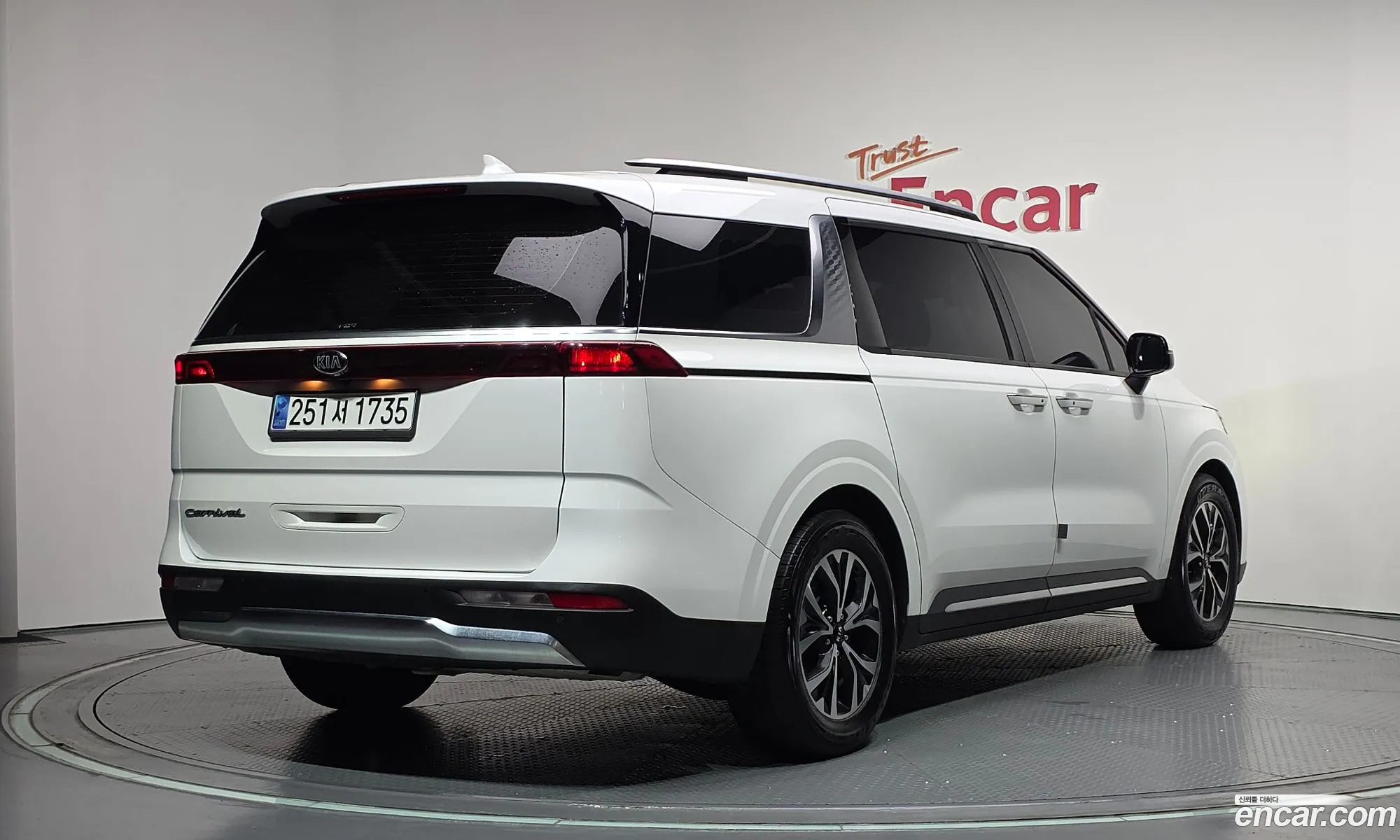 Kia Carnival 2020 KNANC813BMS025182 — 2