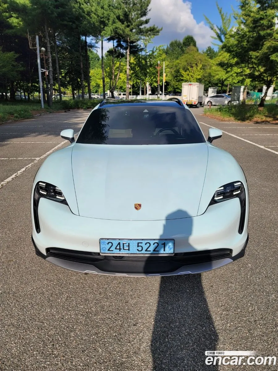 Porsche Taycan 2021 — 13