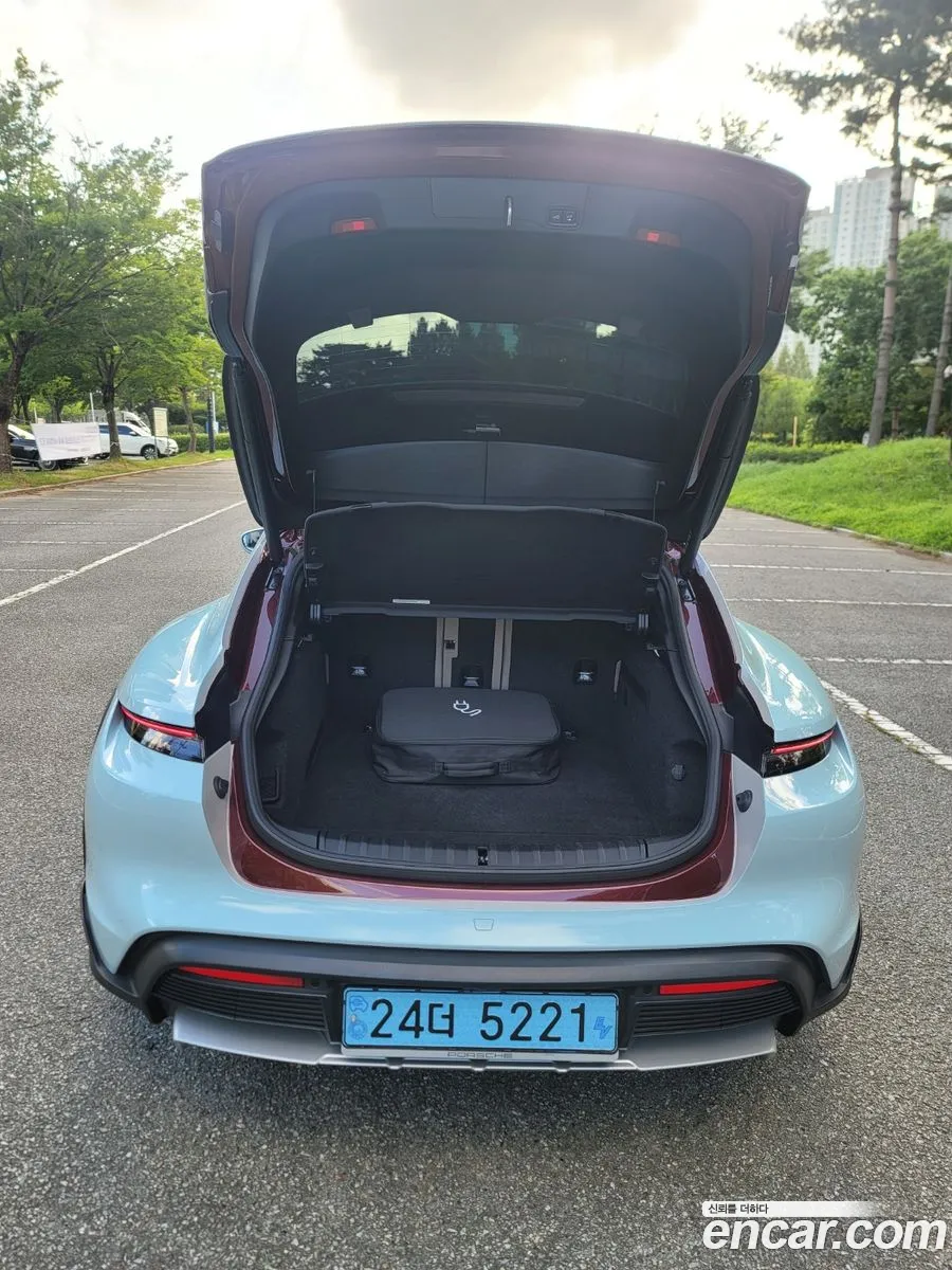 Porsche Taycan 2021 — 6