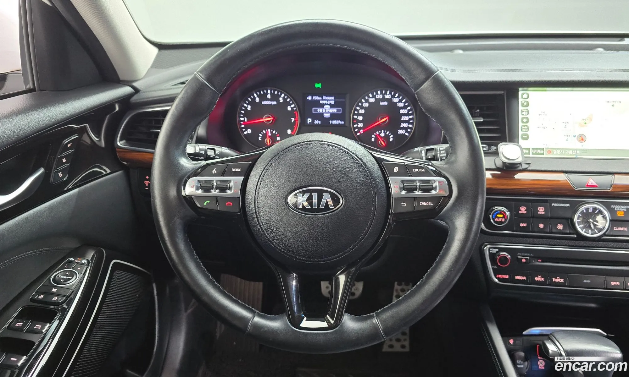 Kia K7 2016 KNALC411BGA017213 — 18