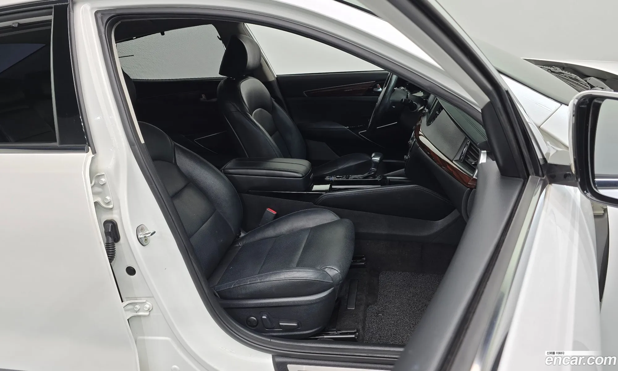 Kia K7 2016 KNALC411BGA017213 — 4