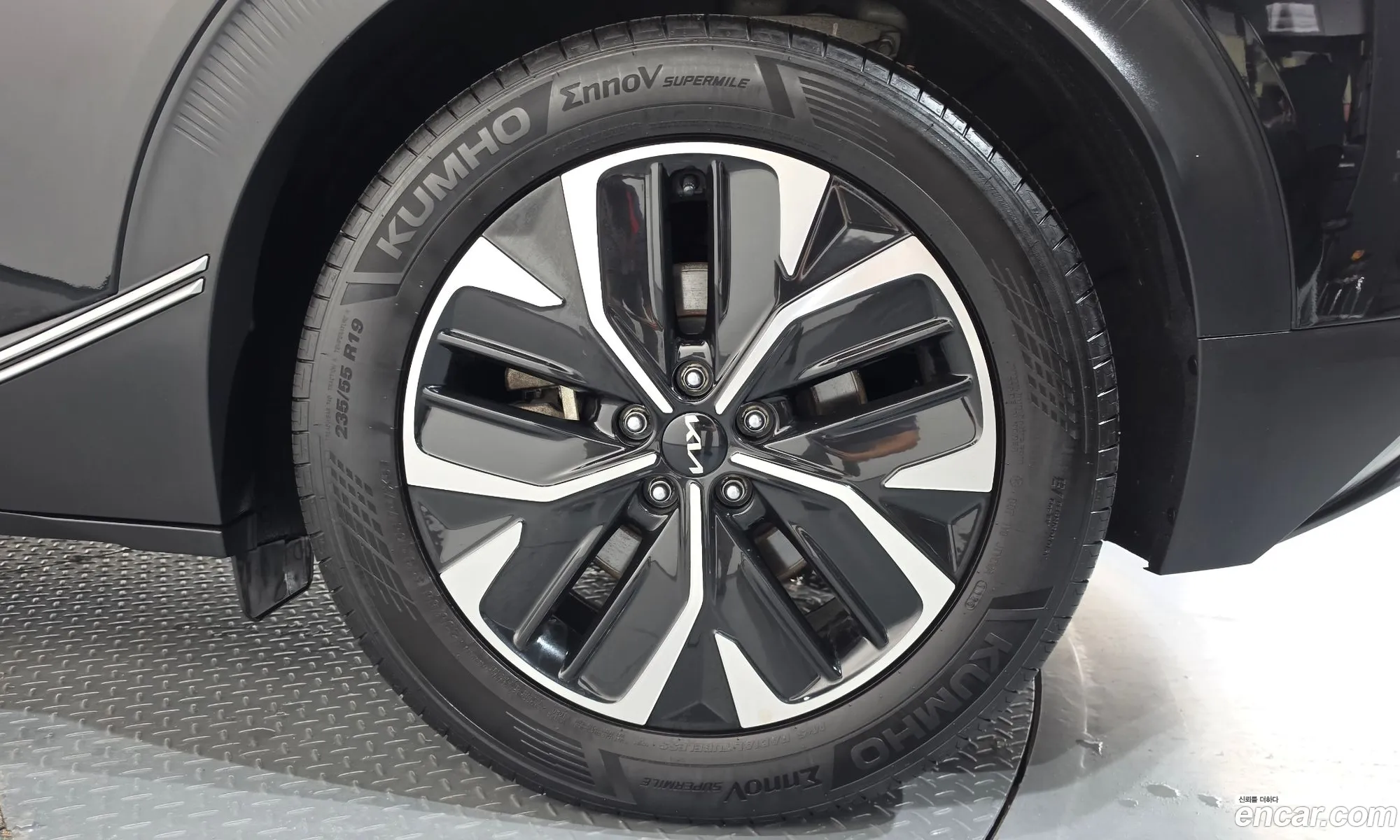 Kia EV6 2021 — 36