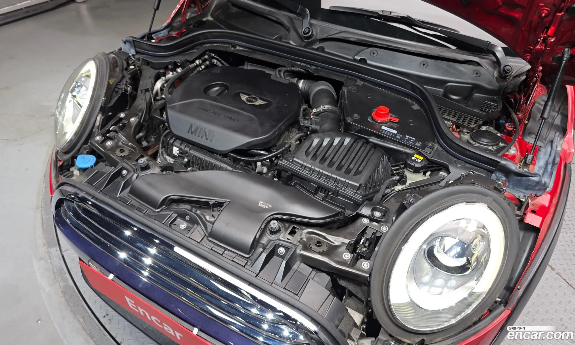 Mini Cooper Convertible 2018 WMWWG5103J3A80363 — 28