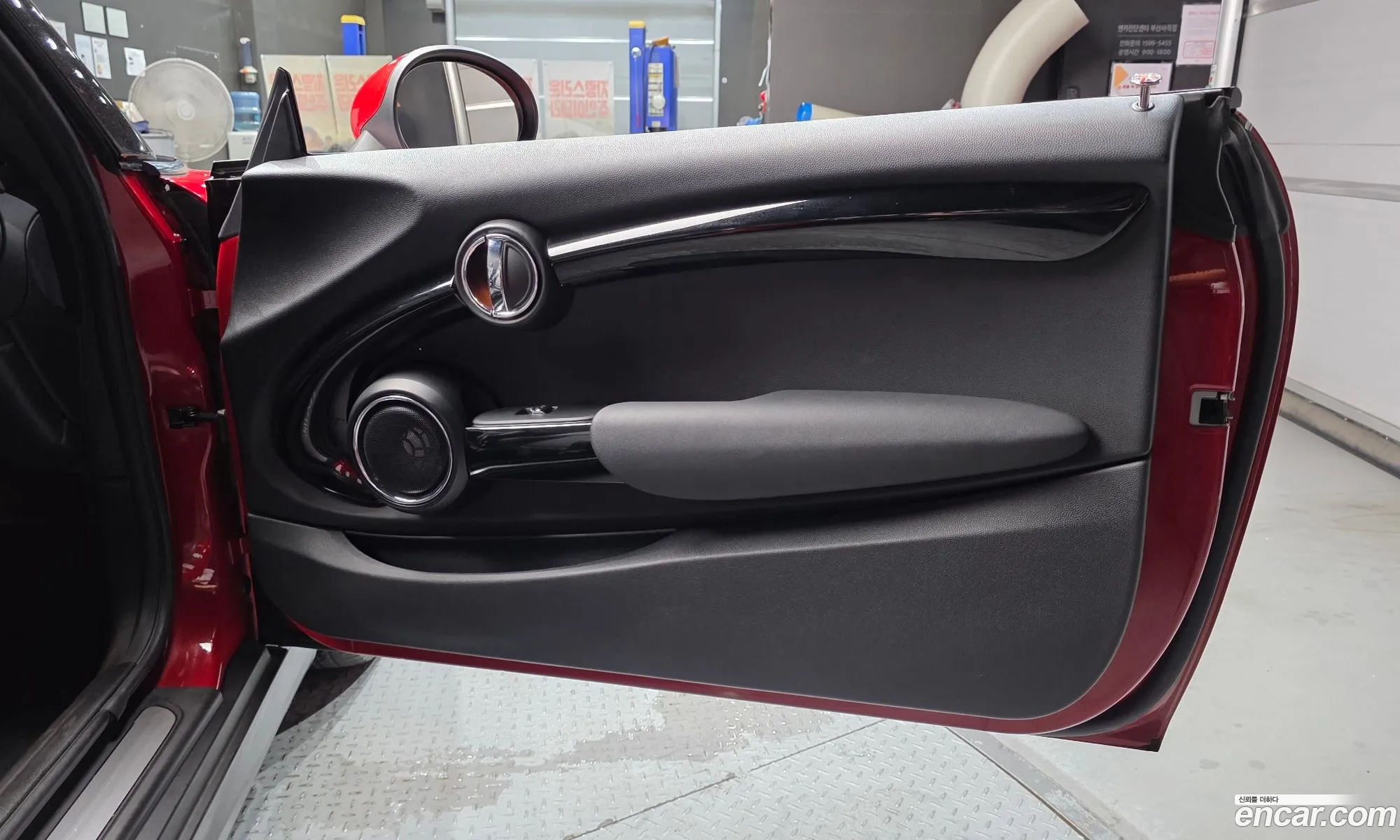 Mini Cooper Convertible 2018 WMWWG5103J3A80363 — 14