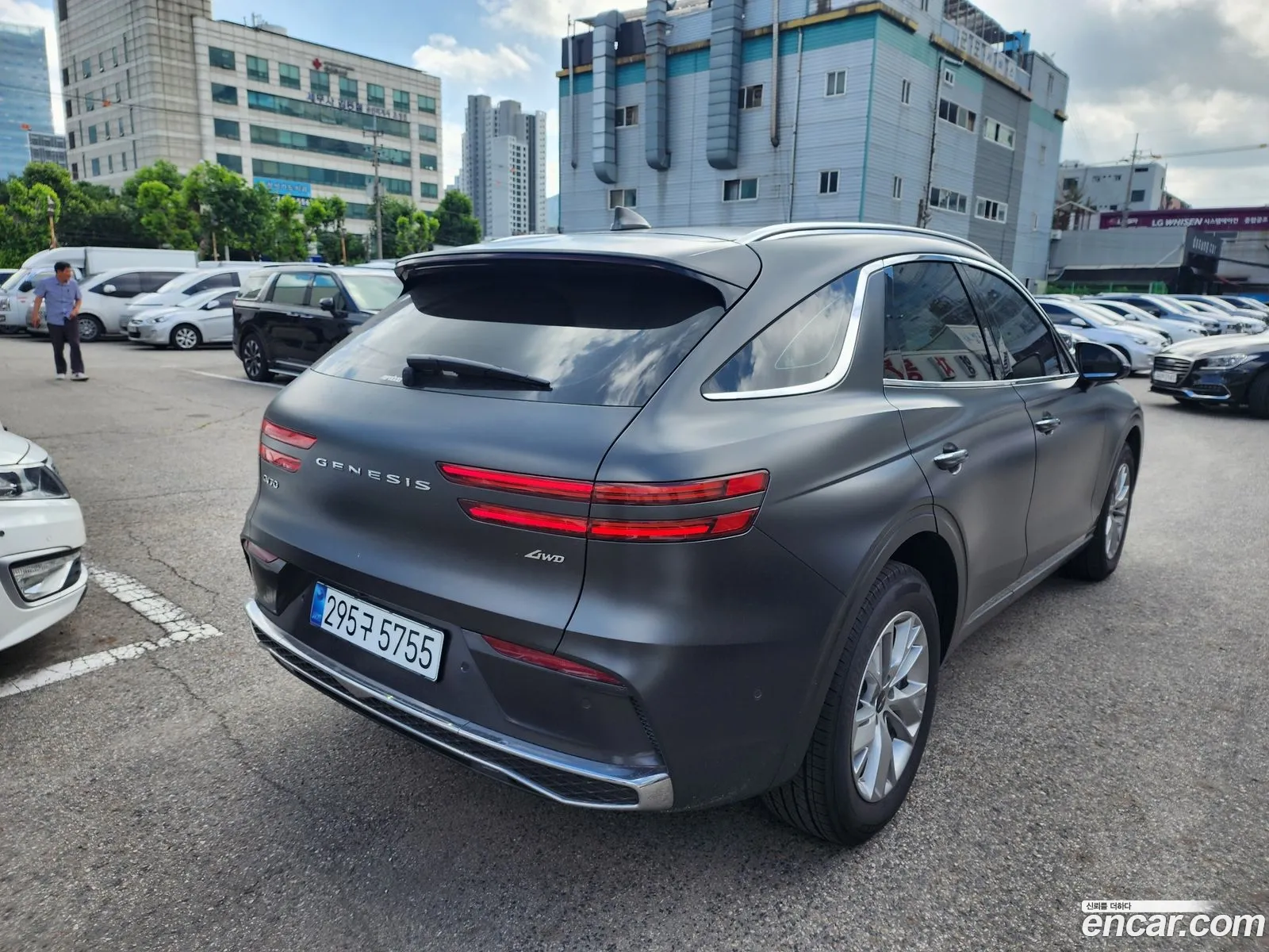 Genesis GV70 2025 — 4
