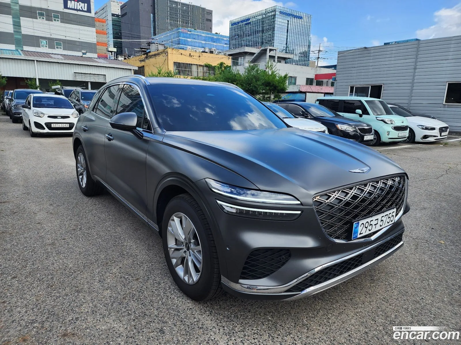 Genesis GV70 2025 — 13