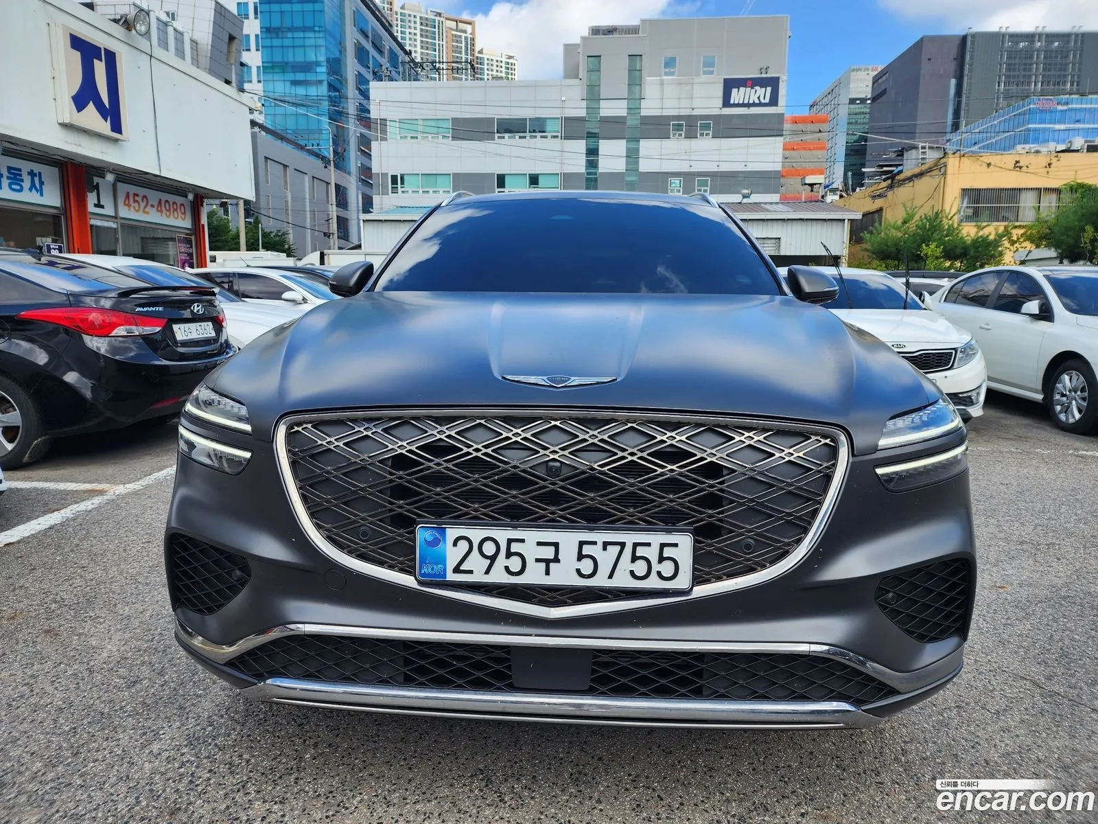 Genesis GV70 2025 — 9