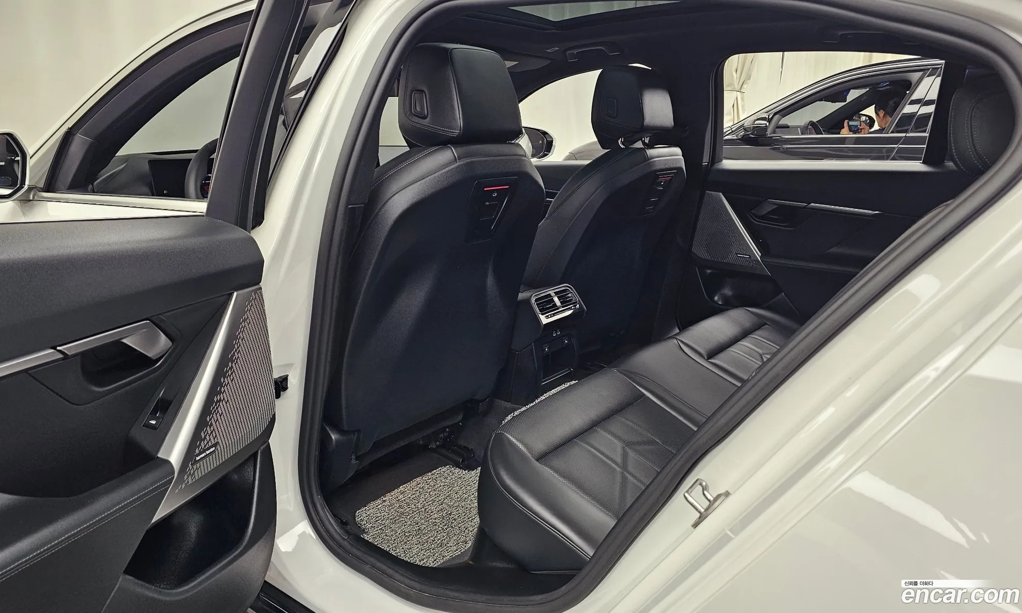 BMW 5 Series 2024 — 31
