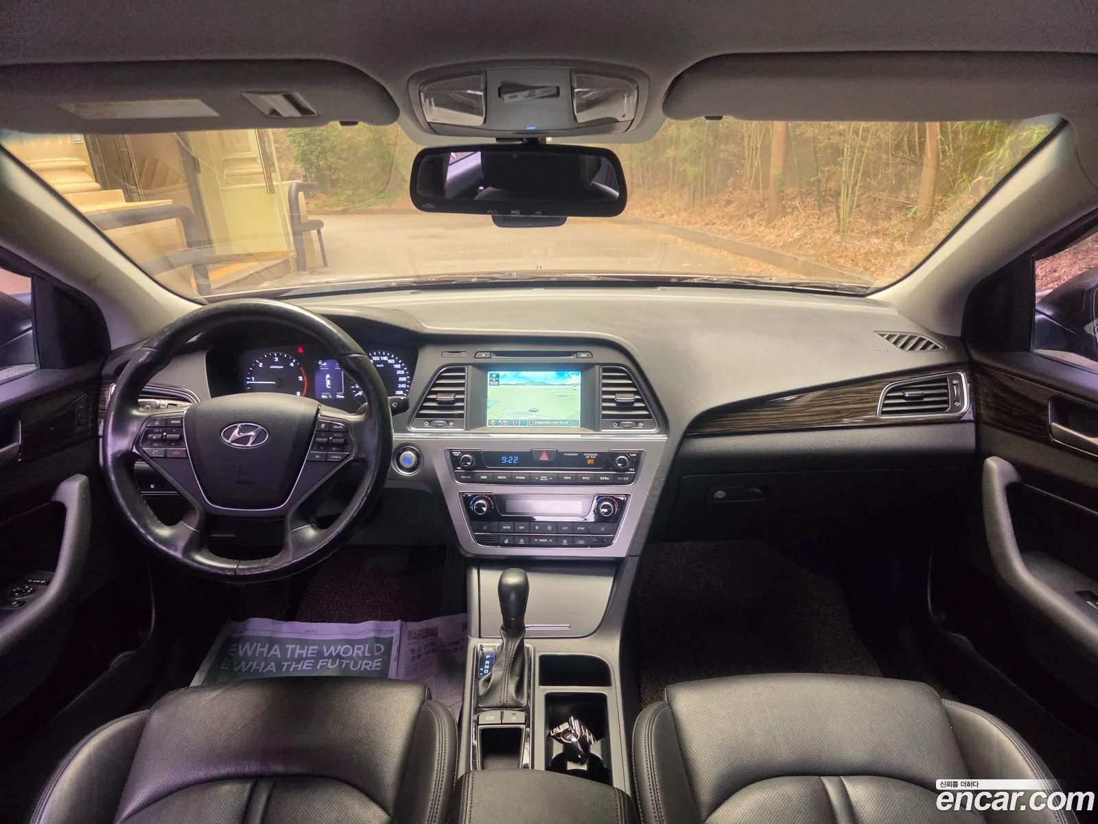 Hyundai LF Sonata 2016 — 2