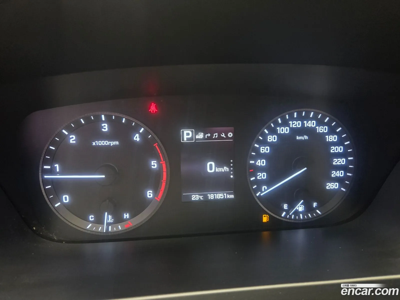 Hyundai LF Sonata 2016 — 10