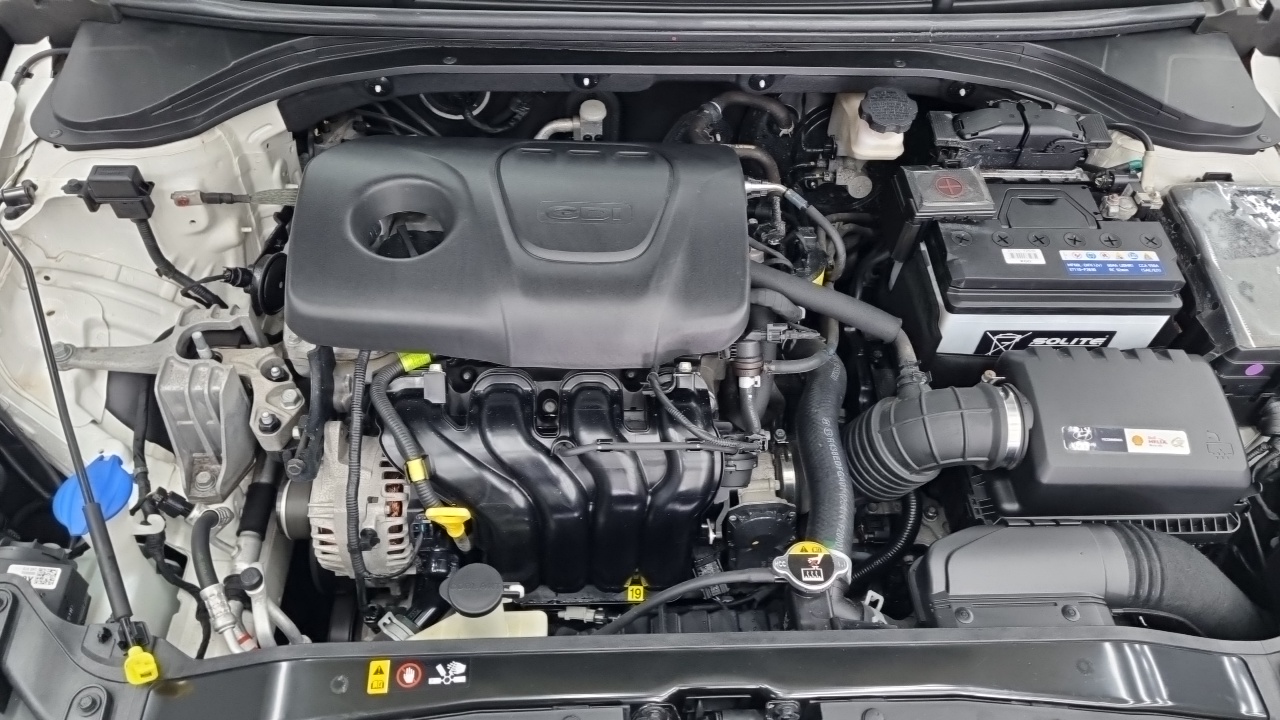 Hyundai Elantra AD 2017 — 4
