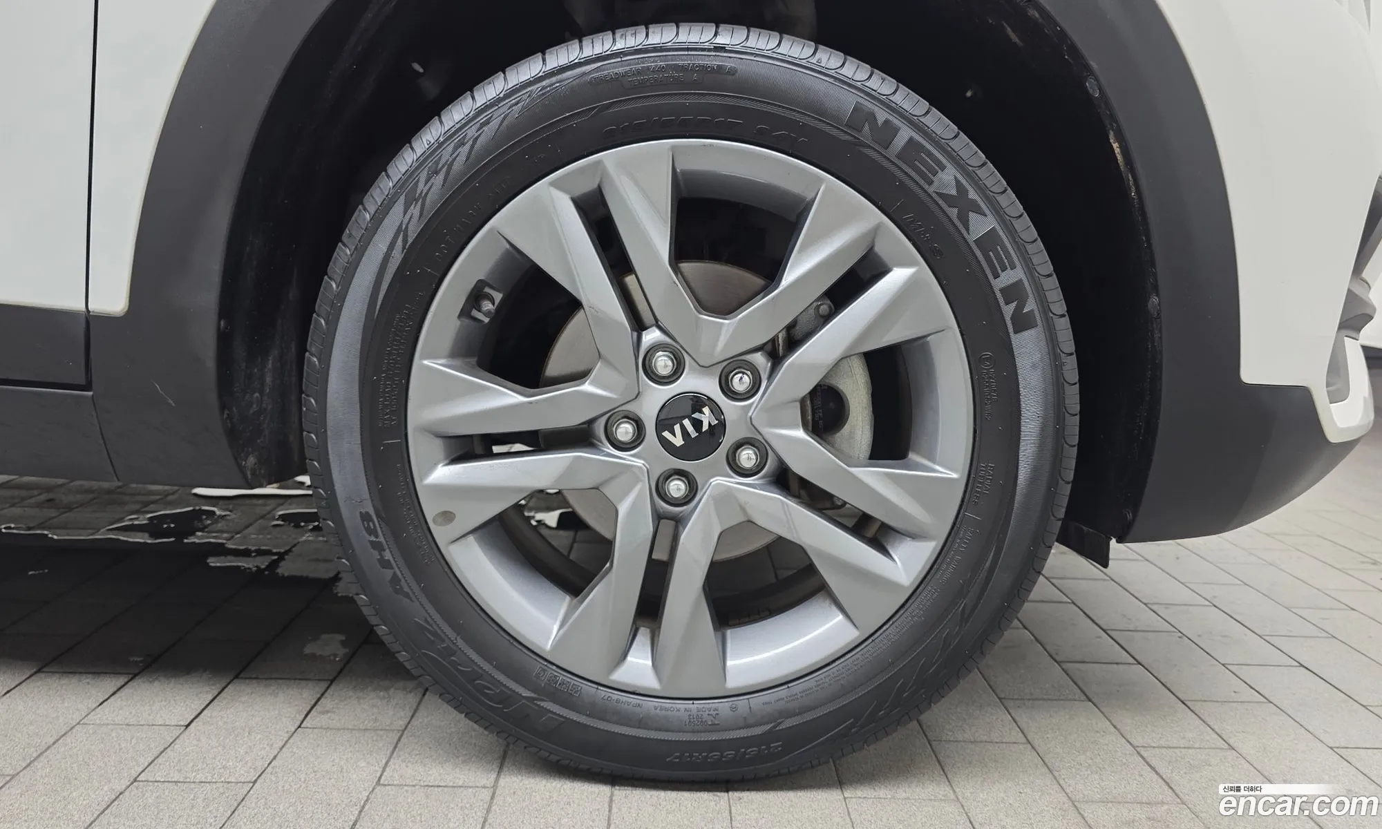 Kia Seltos 2020 KNAEU815GLK106351 — 25