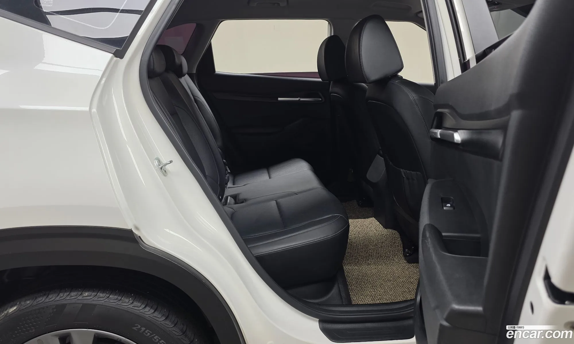 Kia Seltos 2020 KNAEU815GLK106351 — 20