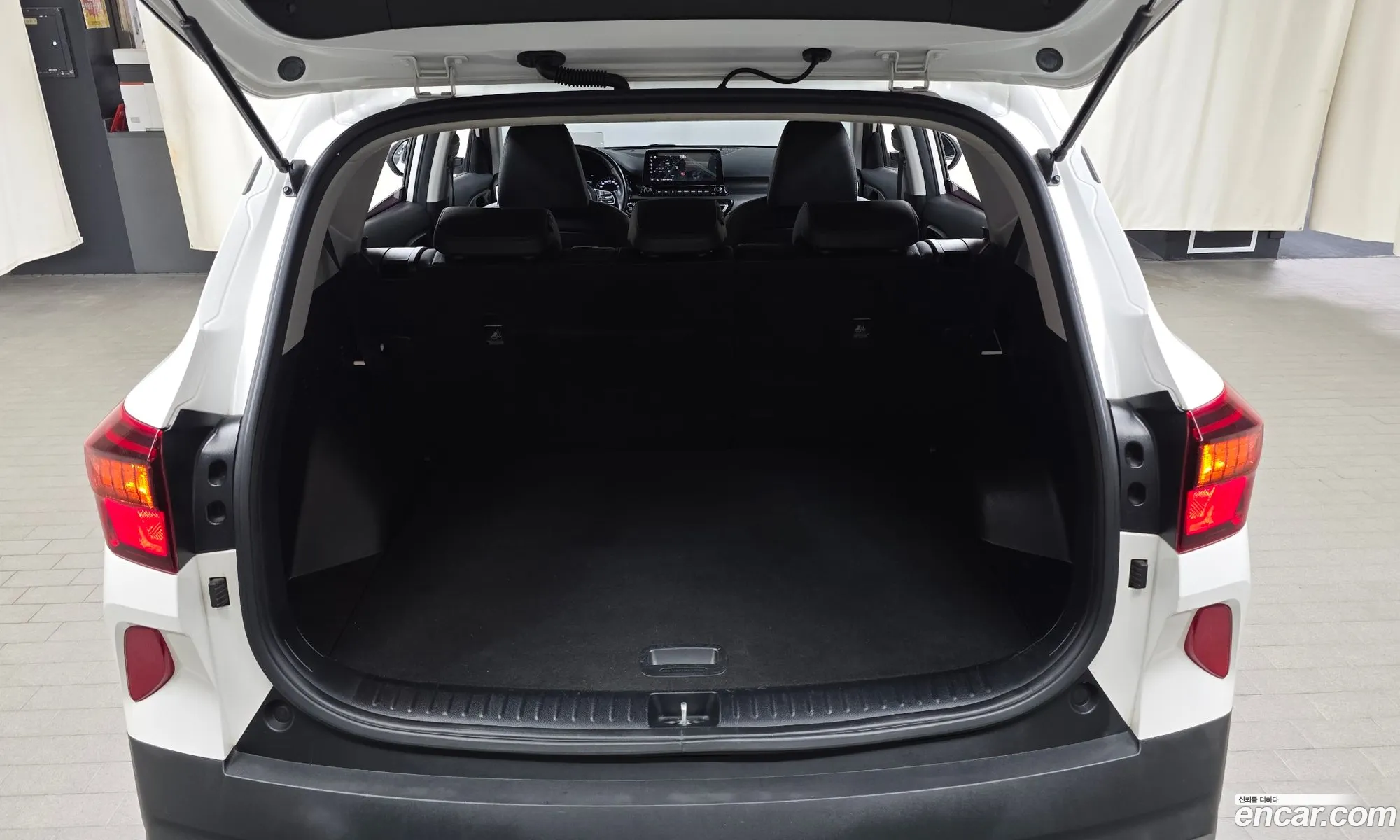 Kia Seltos 2020 KNAEU815GLK106351 — 18