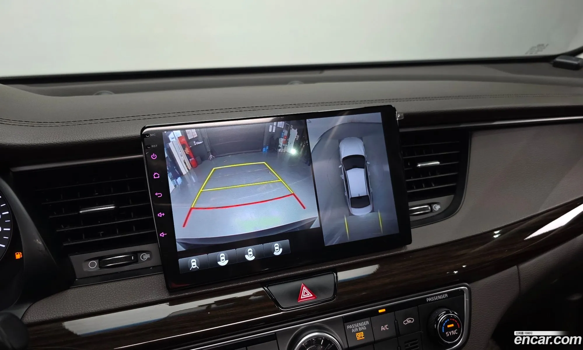 Kia K7 Hybrid 2019 — 14