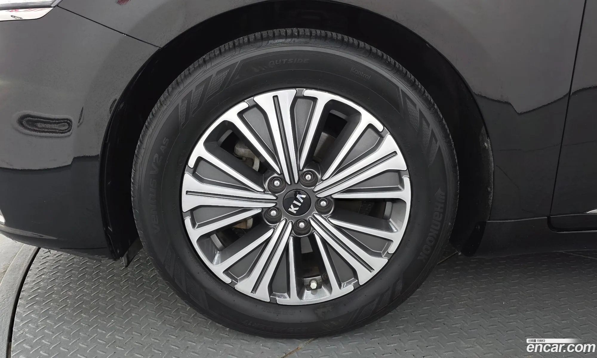 Kia K7 Hybrid 2019 — 12