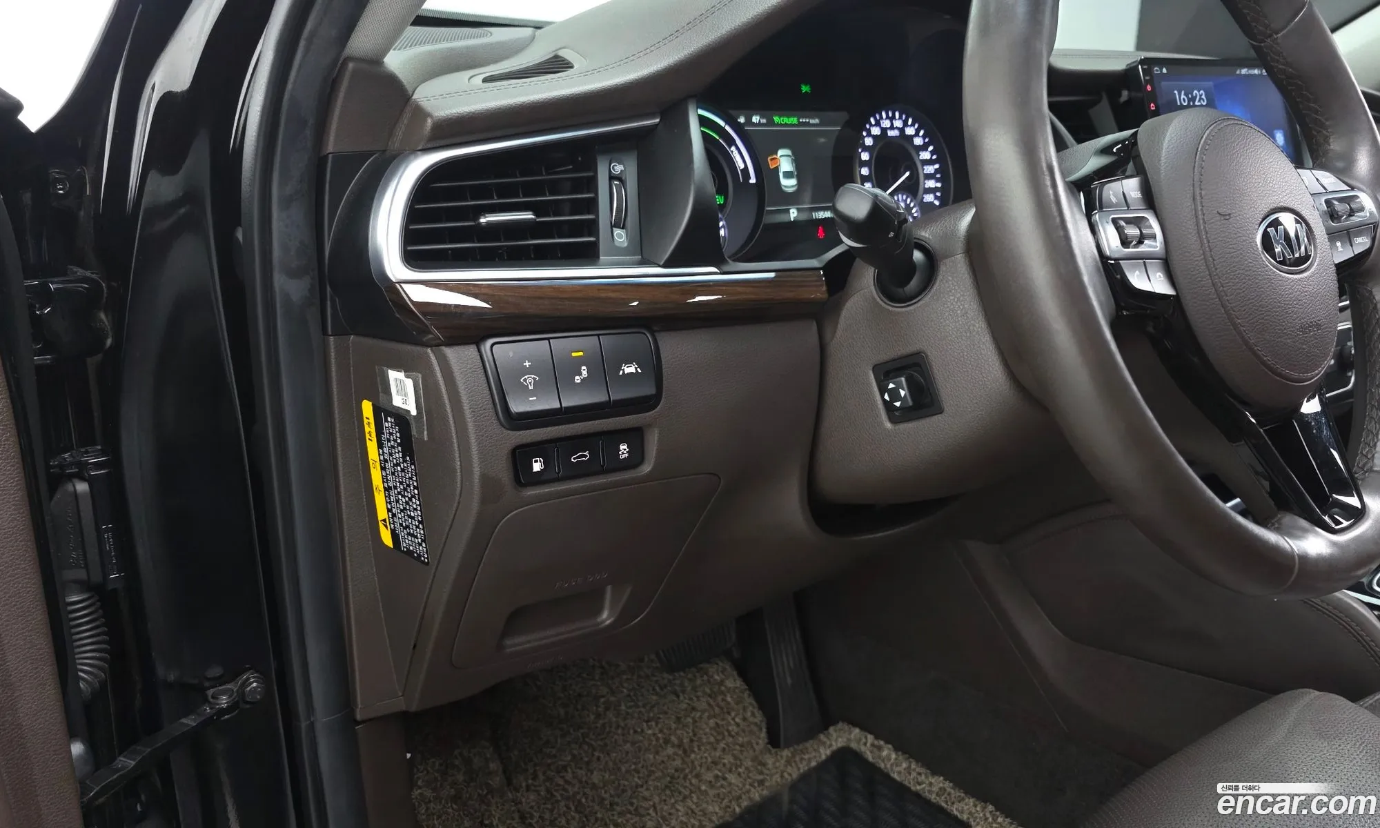 Kia K7 Hybrid 2019 — 23