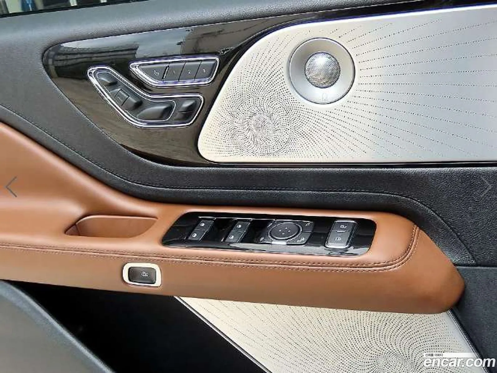 Lincoln Aviator 2022 — 12