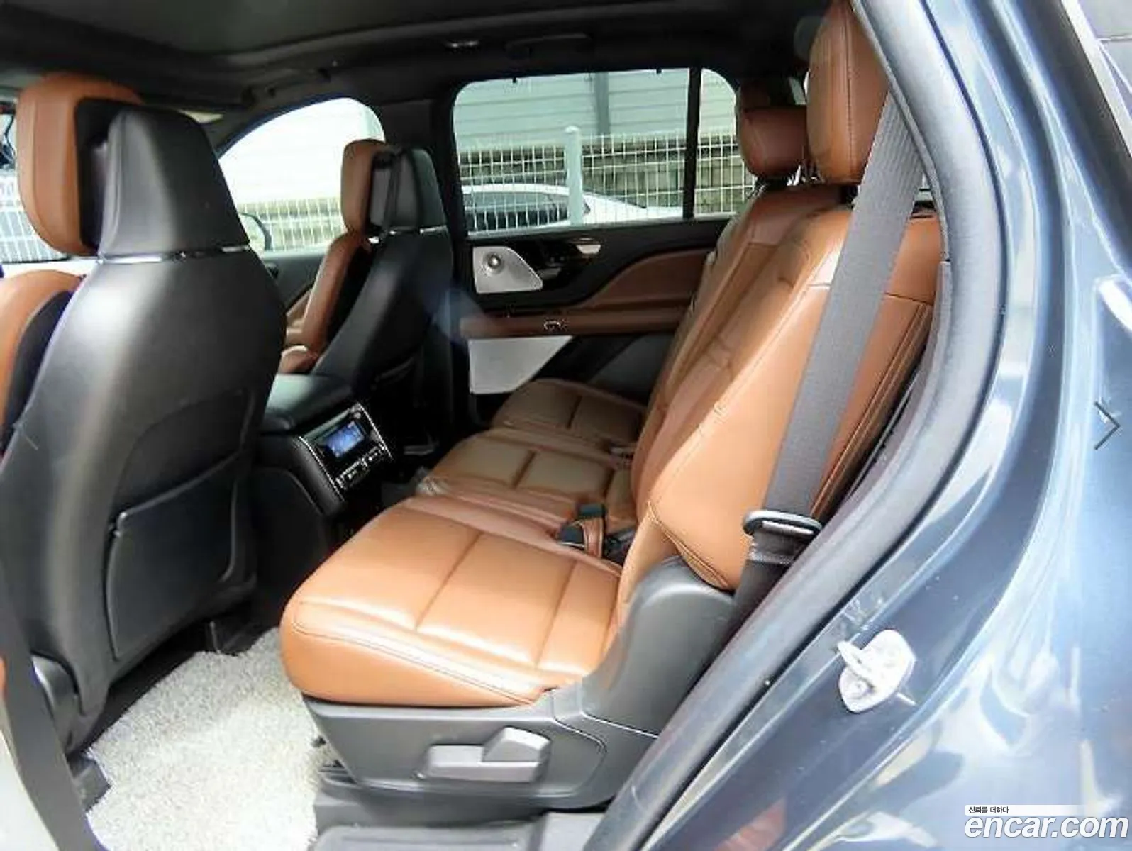 Lincoln Aviator 2022 — 3