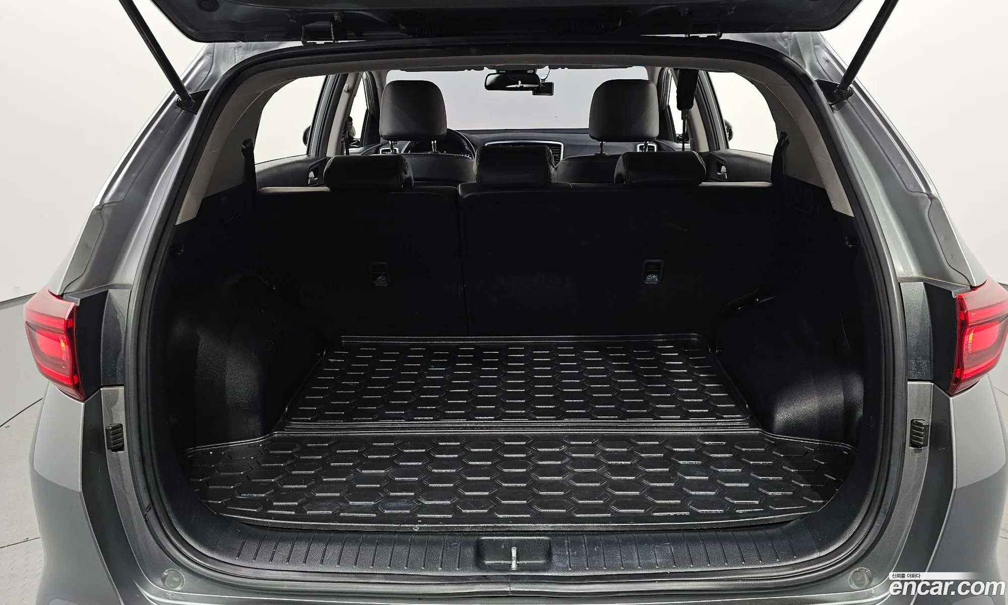 Kia Sportage the Bold 2020 KNAP681ABLK872017 — 17