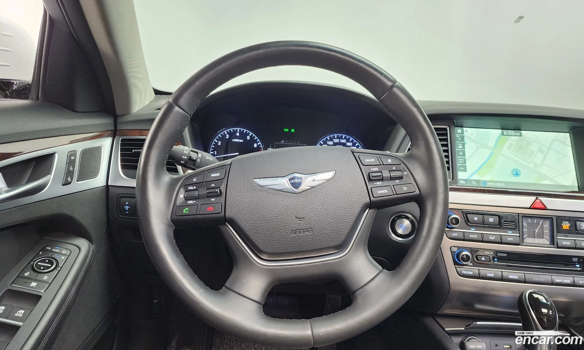 Hyundai Genesis DH 2016 — 29