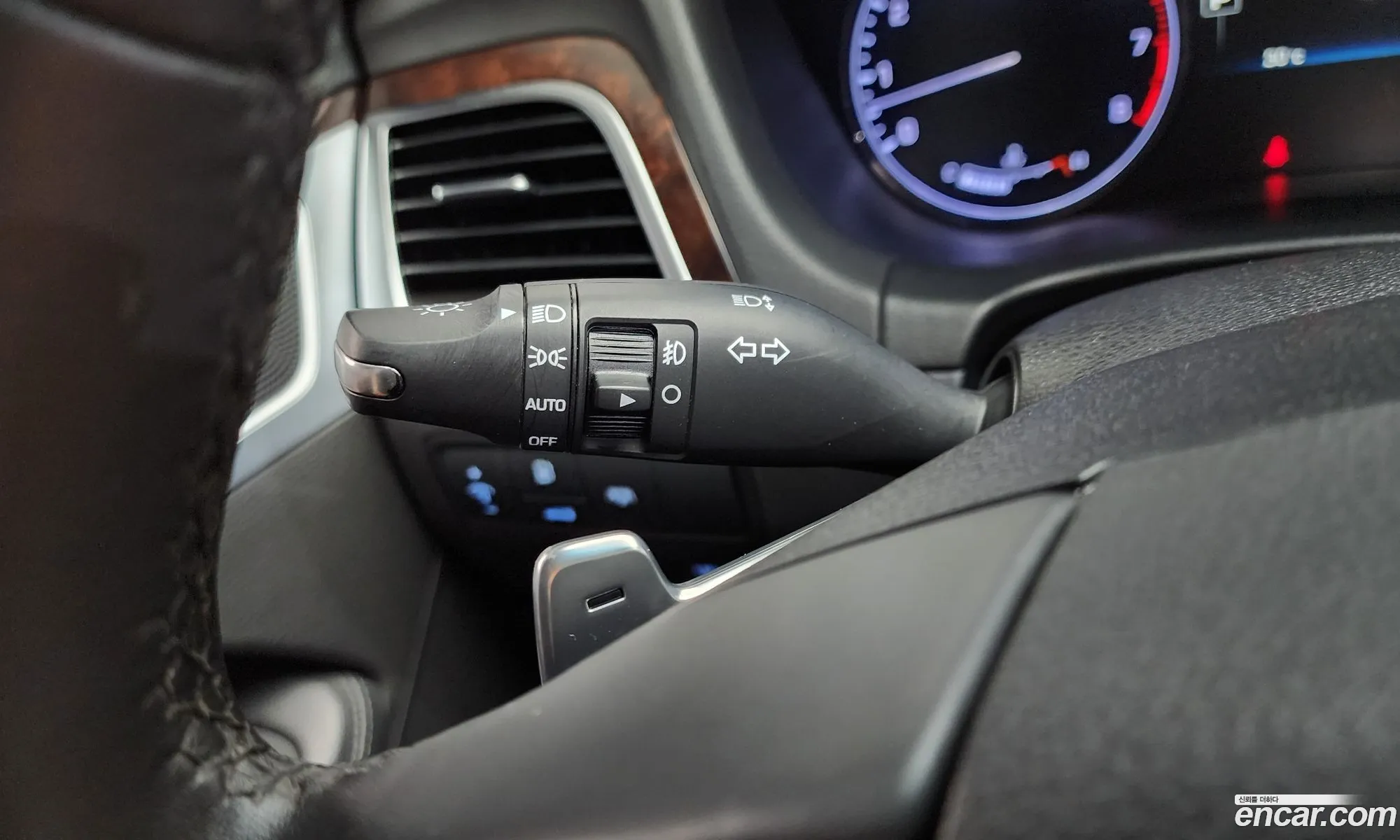 Hyundai Genesis DH 2016 — 27