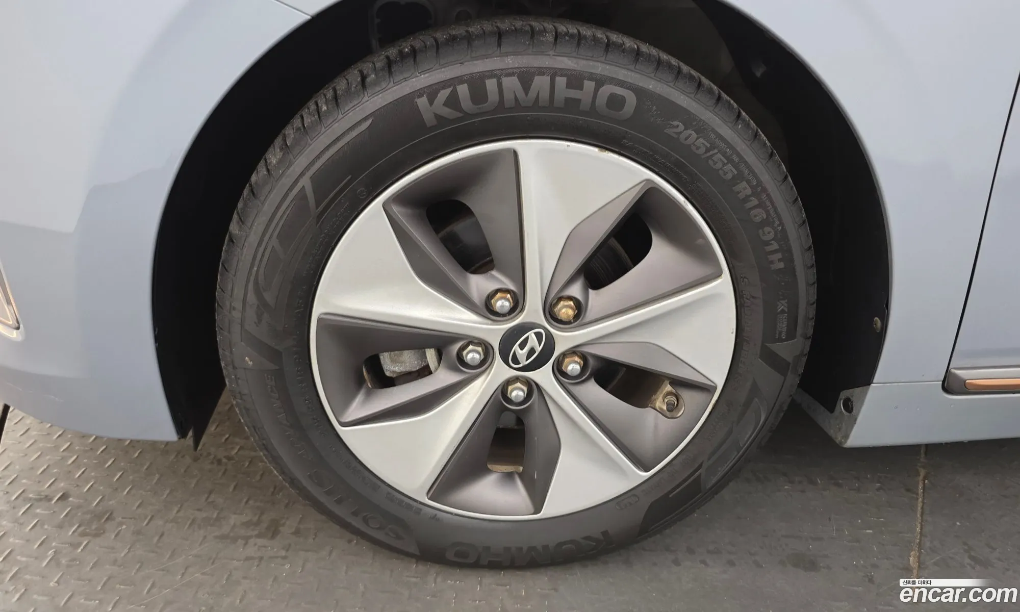 Hyundai Ioniq Electric 2016 — 14