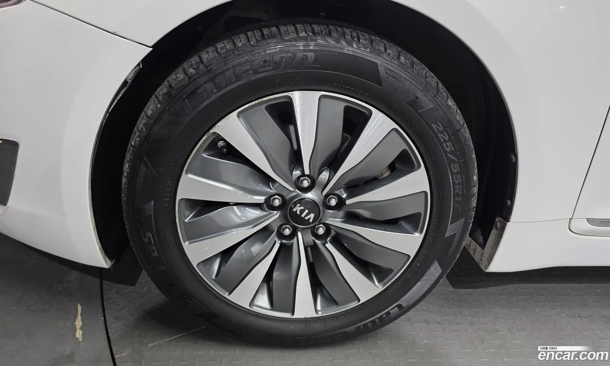 Kia K7 Hybrid