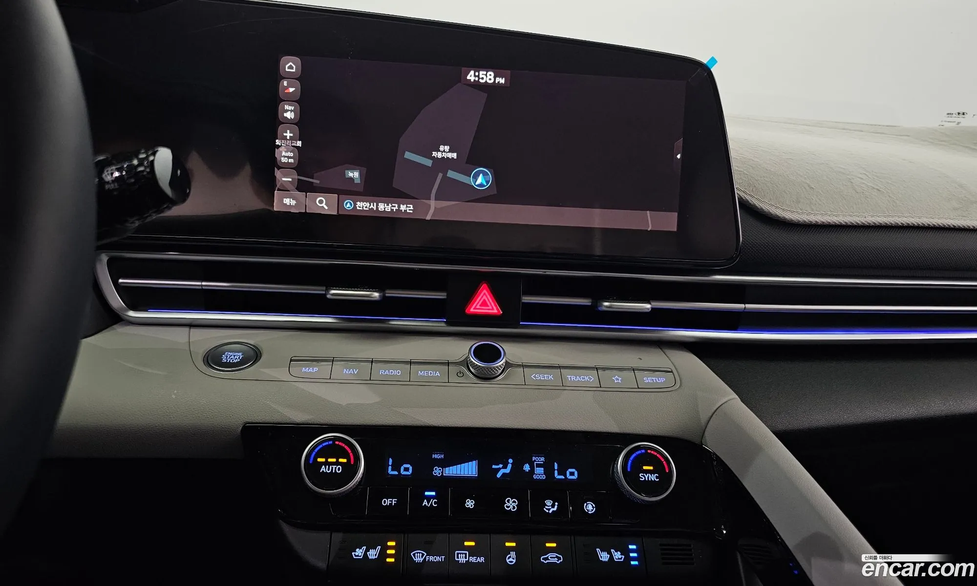 Hyundai Elantra 2022 — 22