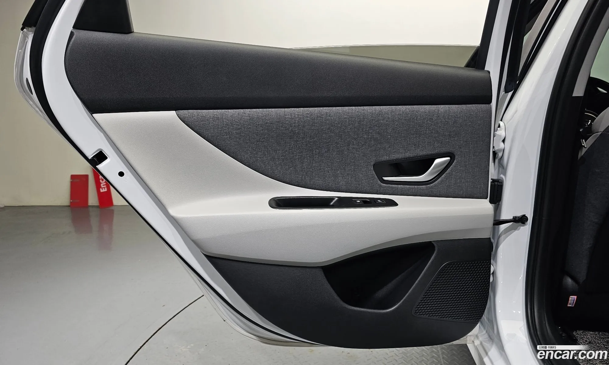 Hyundai Elantra 2022 — 5