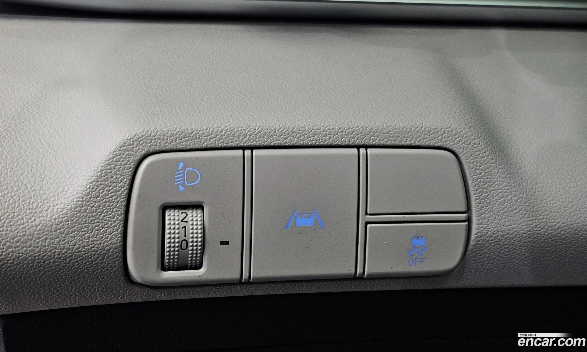 Hyundai Elantra 2022 — 26