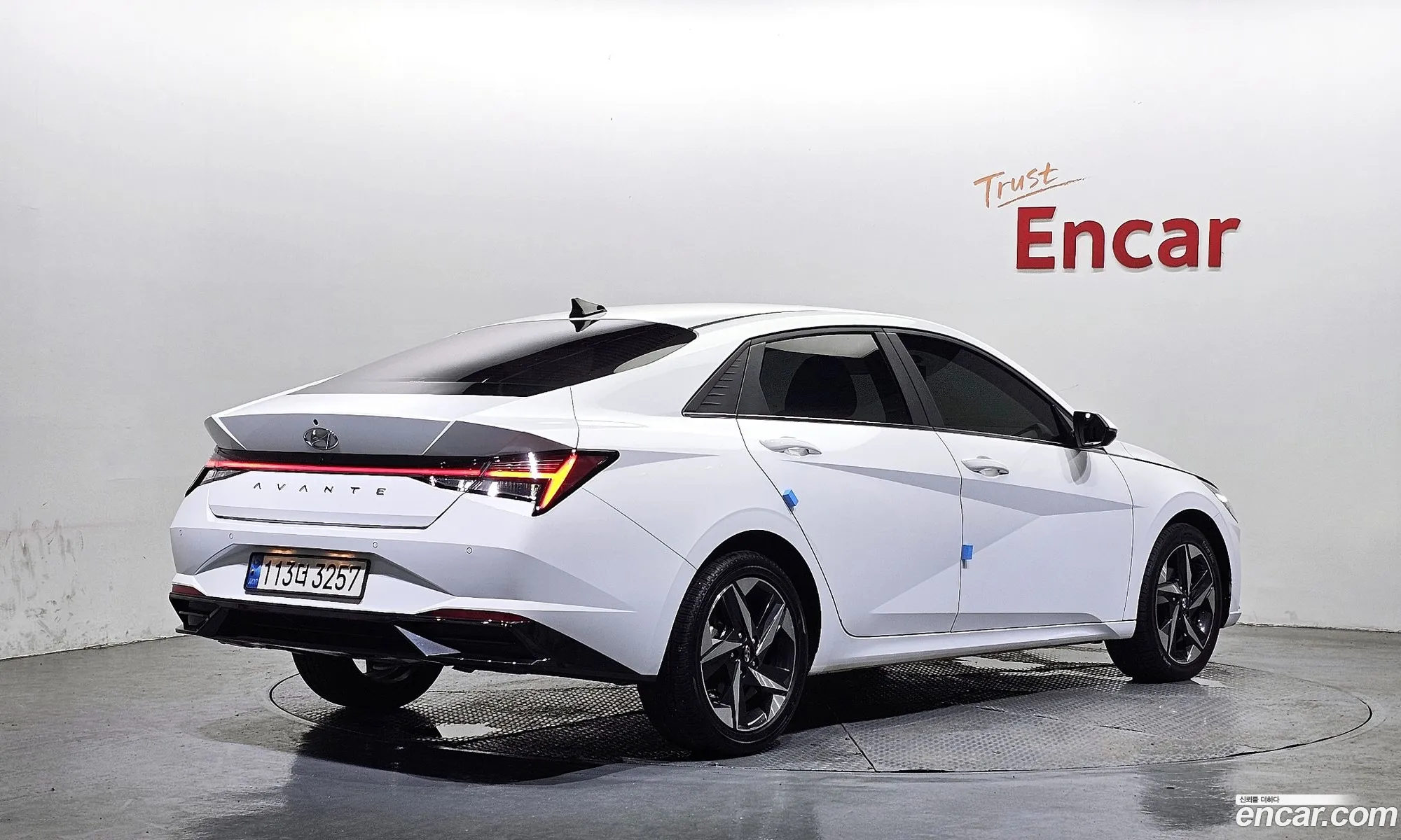 Hyundai Elantra 2022 — 29