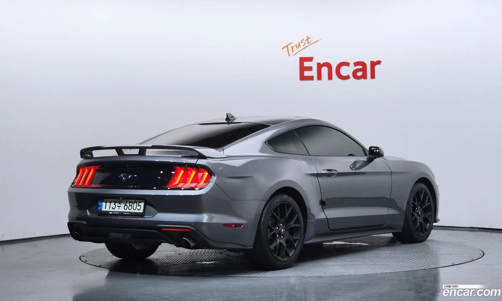 Ford Mustang 2021 — 2
