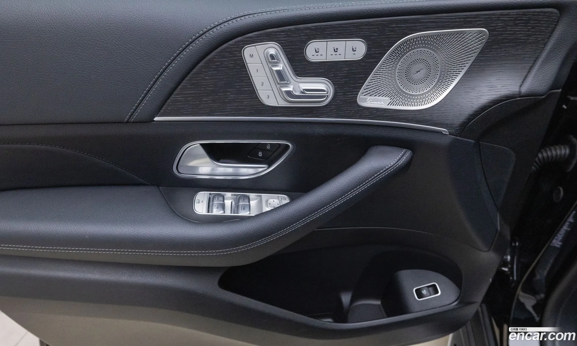 Mercedes-Benz GLE-Class W167 2024 — 14