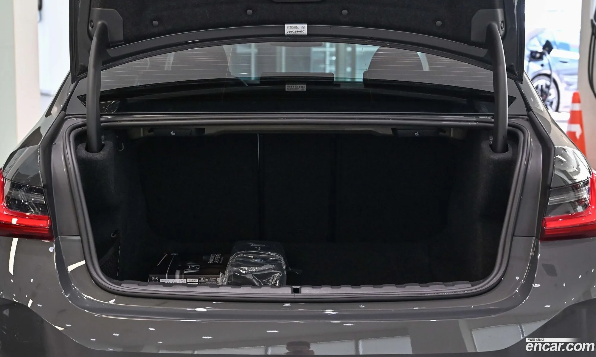 BMW 3 Series 2025 — 15