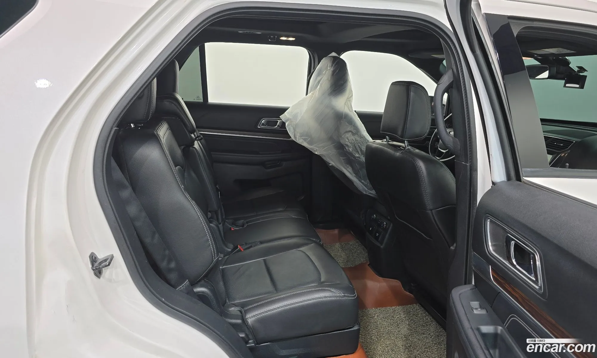 Ford Explorer 2018 — 13