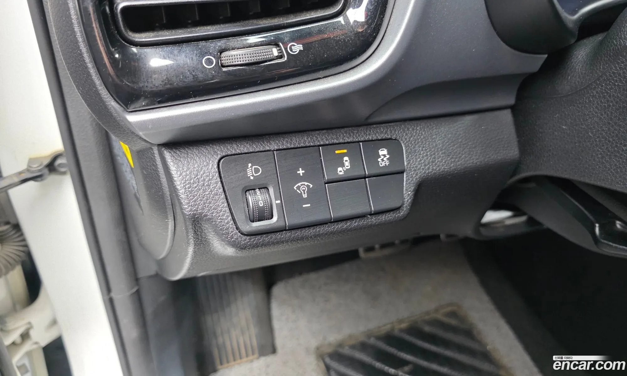 Kia Stonic 2018 KNADE815GJS118570 — 15