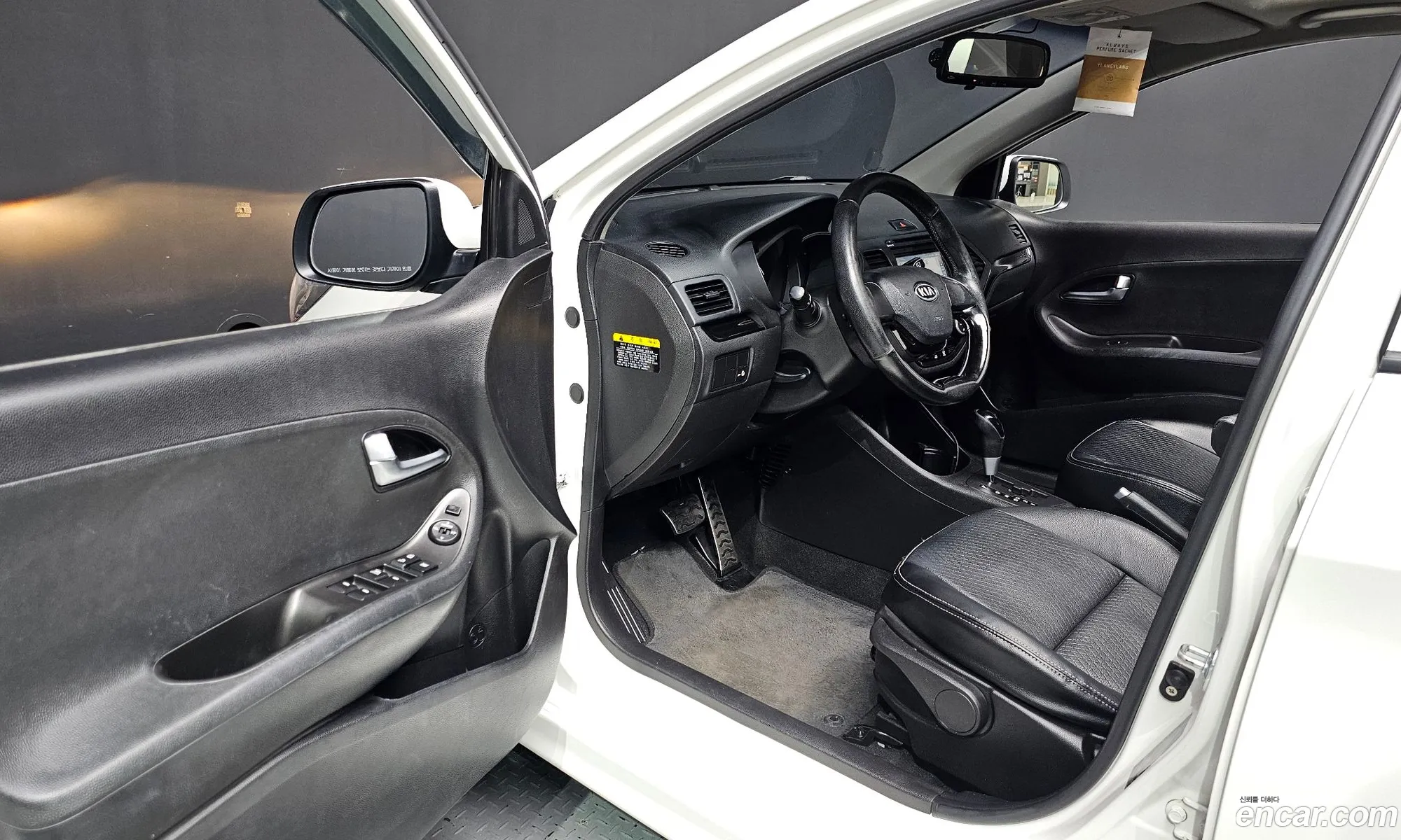Kia Morning 2012 KNABX511BCT304676 — 13