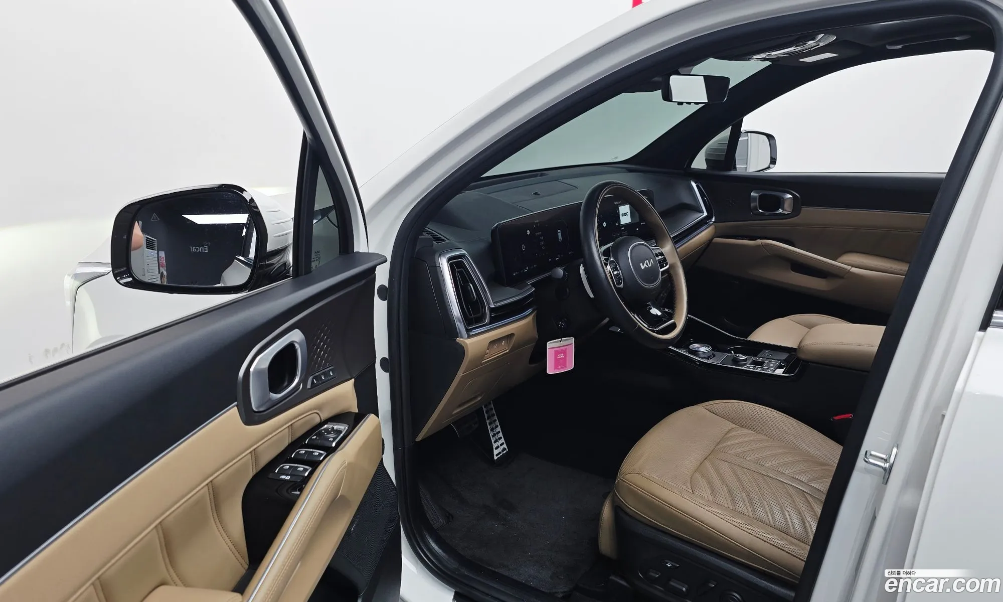 Kia Sorento 2024 KNARK81GBRA320427 — 12